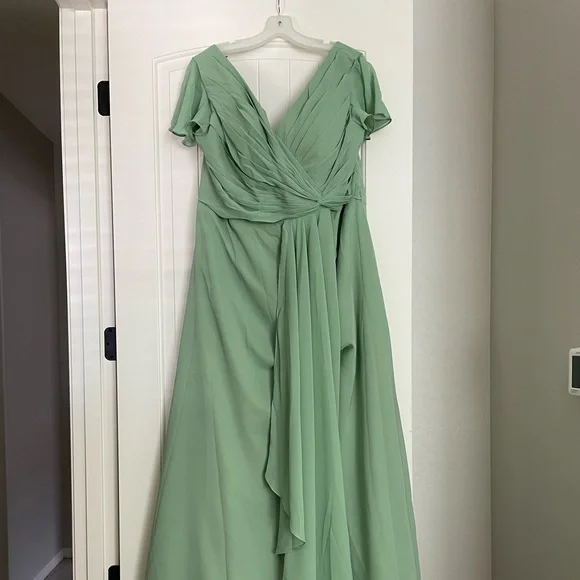 green emerald velvet dress Lilith Delicate Half Sleeves Ruched Appliques Maxi Mother of The Bride & Groom Dresses, Dusty Sage main image 1